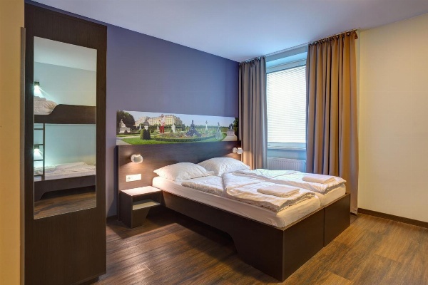 MEININGER Hotel Wien Downtown Sissi image 2